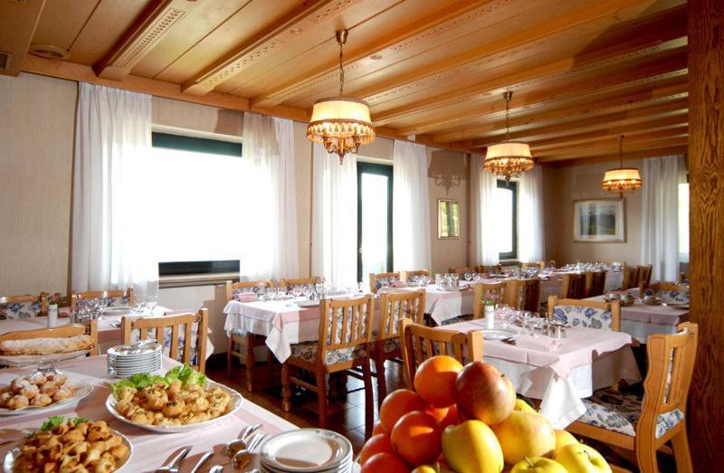 Hotel Garden Cavalese Zewnętrze zdjęcie