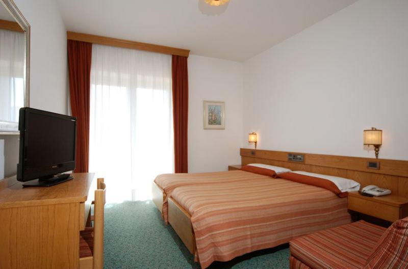 Hotel Garden Cavalese Zewnętrze zdjęcie